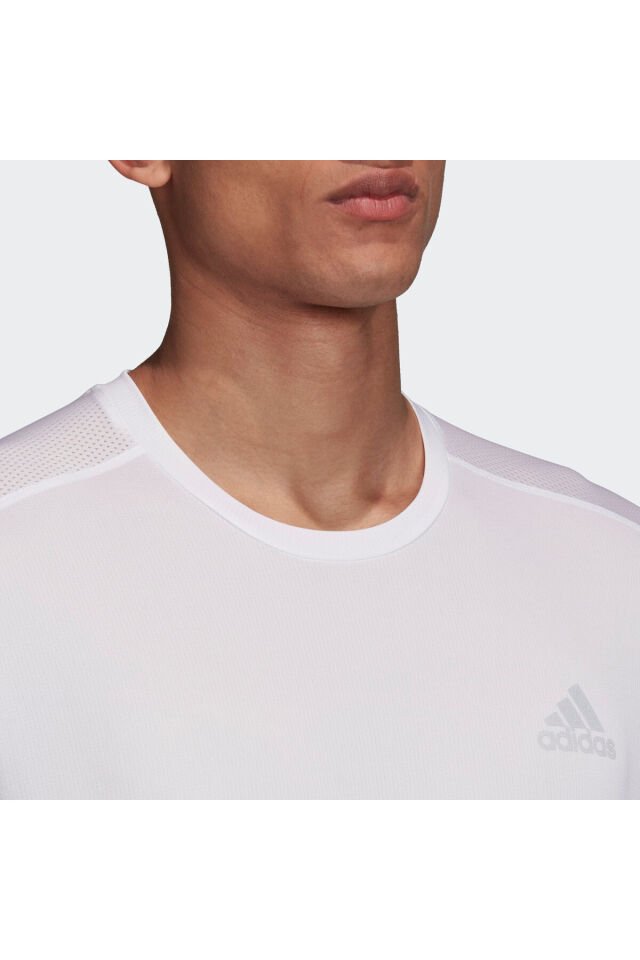 Own the Run Erkek beyaz yansıtıcılı koşu t-shirt